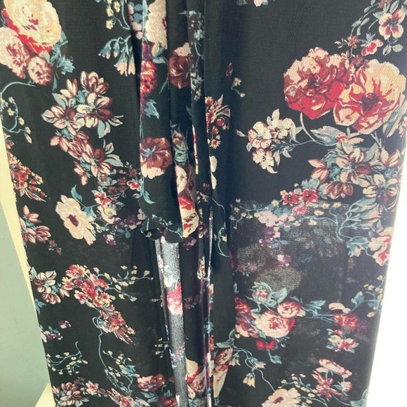 Blue floral romper maxi dress with tie waist and bell sleeves S Mi a mi - Picture 3 of 7